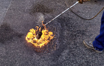 Cwm Gwyn flat roofing repairs